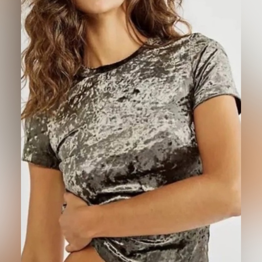 Cotton on crushed velvet brown metallic crop short sleeve Women’s S